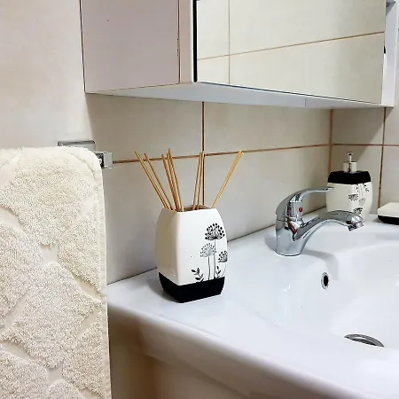 ماي إيدن *