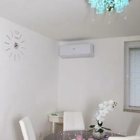 ماي إيدن بيت للعطل Ripac